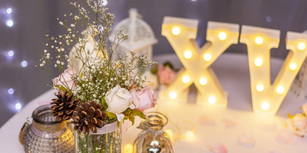front-view-composition-quinceanera-party-table